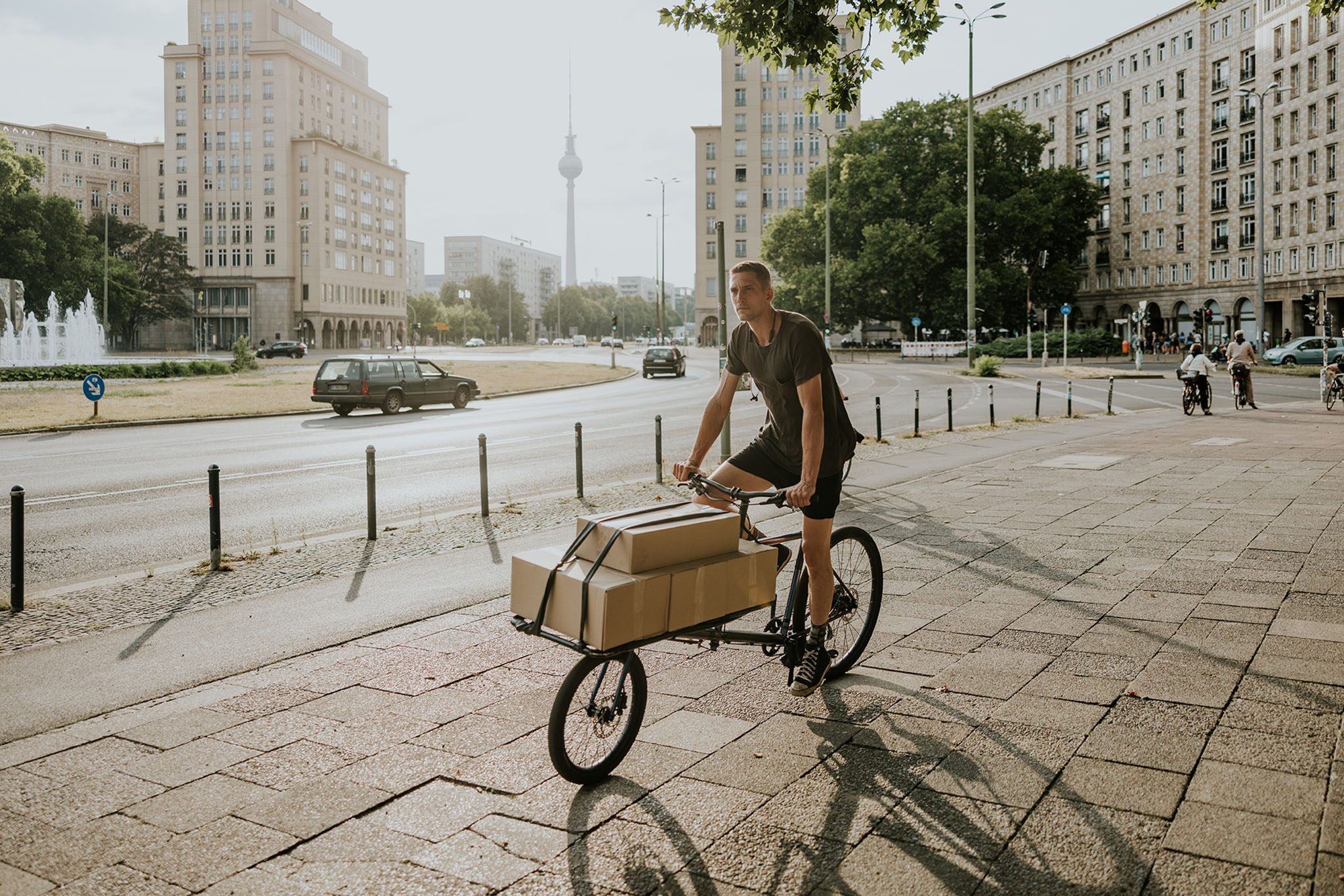 optimised routes with cargo bikes can reduce cost of last mile delivery